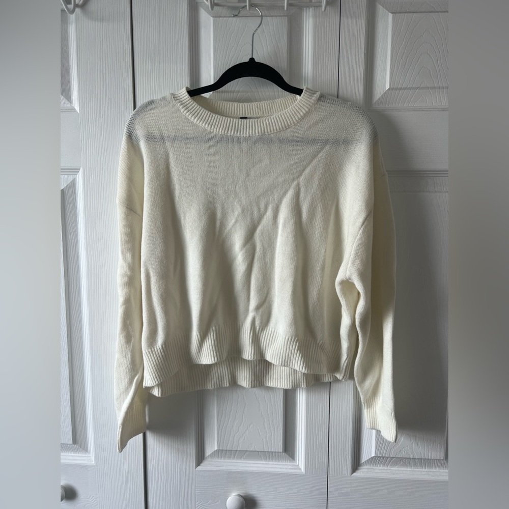 H&M divided cream sweater